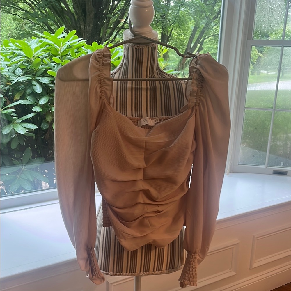 Astr Brown Ruched Long Sleeve Blouse